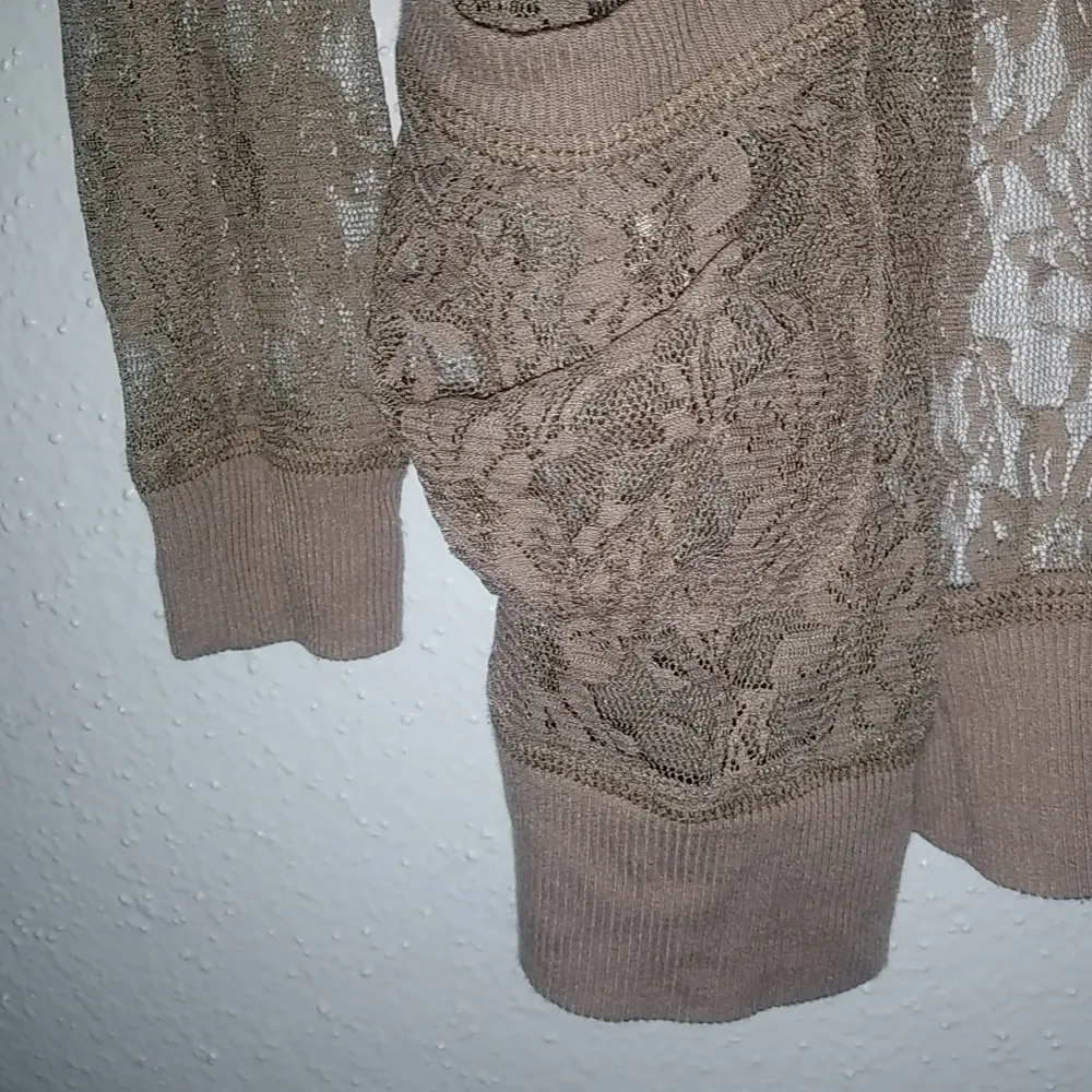 Forever21 L Button Front Cardigan Champagne Stretch Floral Lace Top - Image 2
