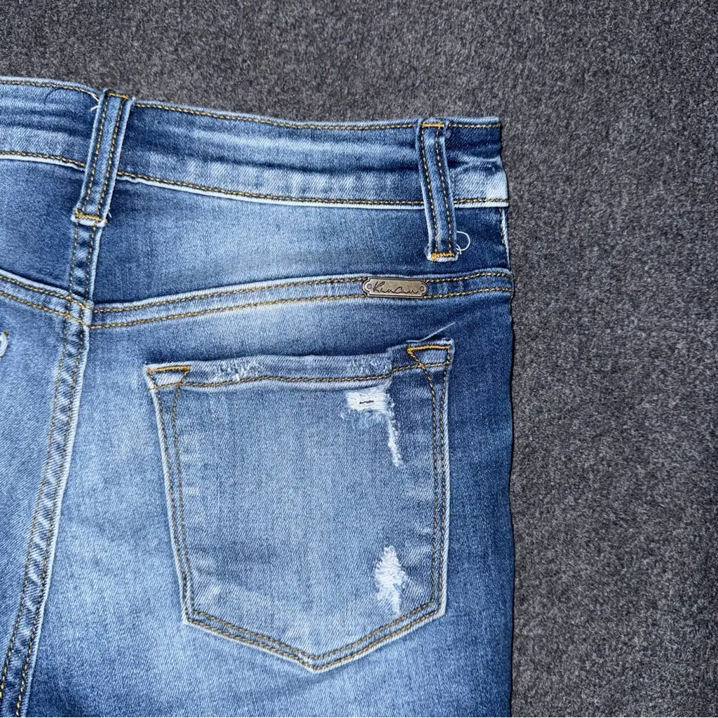 KanCan Distressed Jean Shorts Sz S / 26 Blue Denim Cut Off Raw Hem Style KC8361D - Image 4