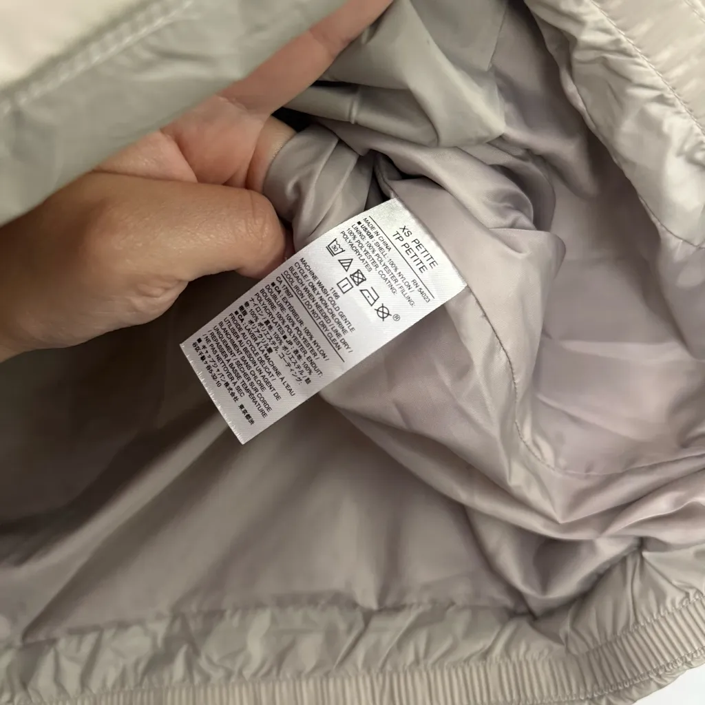 Banana Republic Oversized Puffer Coat Jacket XS Petite - Image 4