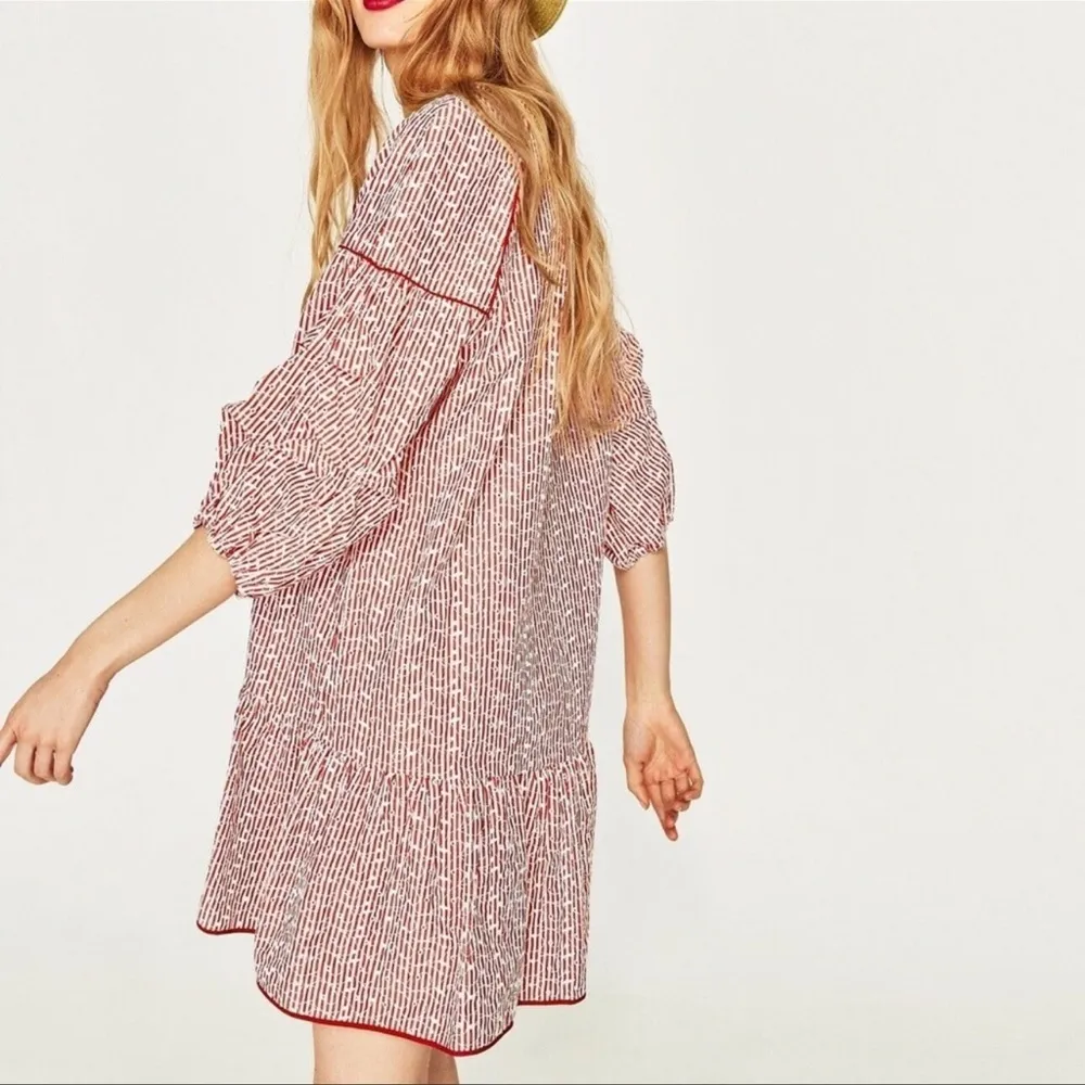 Zara • Basic • Mini Dress • XS • Red & White • Embroidered Floral • Ruched Dress - Image 4