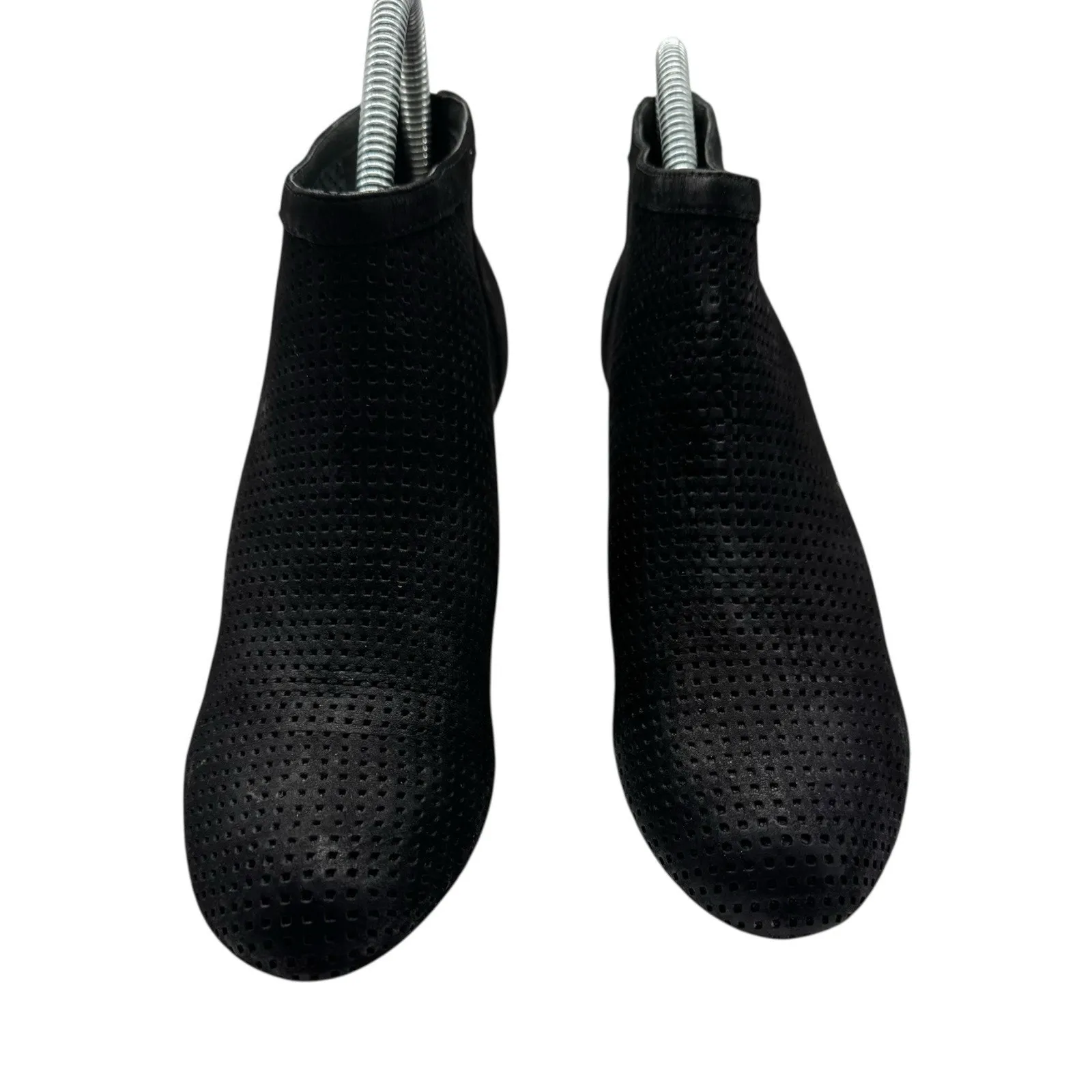 Camper Shoes Diana Black Perforated Leather Ankle Booties Size US 7.5 Euro 38 - Image 4