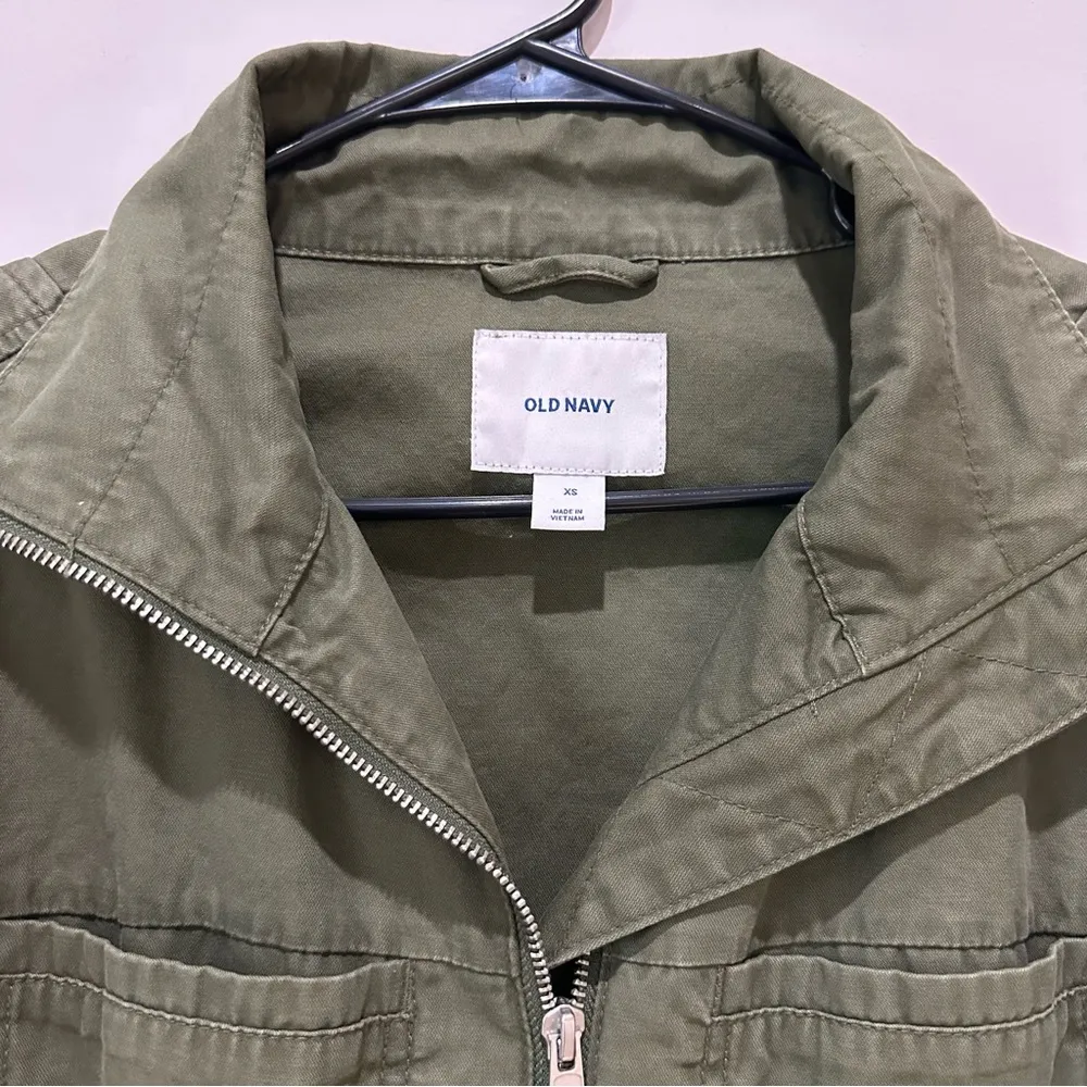 Old Navy Cotton Twill Cargo Utility Jacket Size XS - Image 2