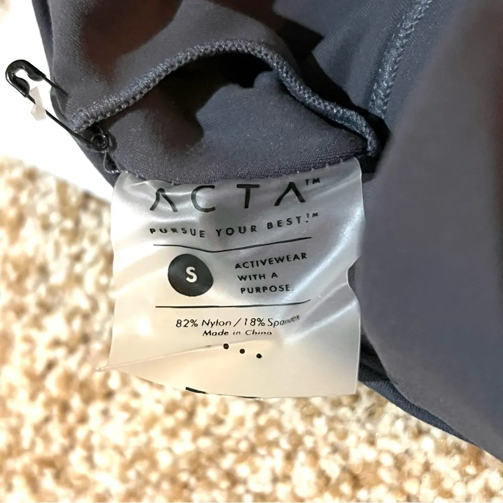 NWT  Flux Impact Bra Smoke Grey Sports Bra Size Small - Image 6