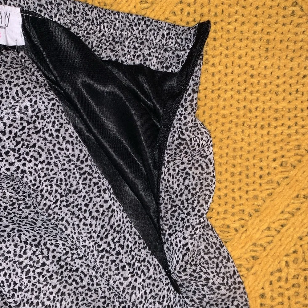 NWT Sienna Sky Size XS Animal Print High Waistband Skirt - Image 6