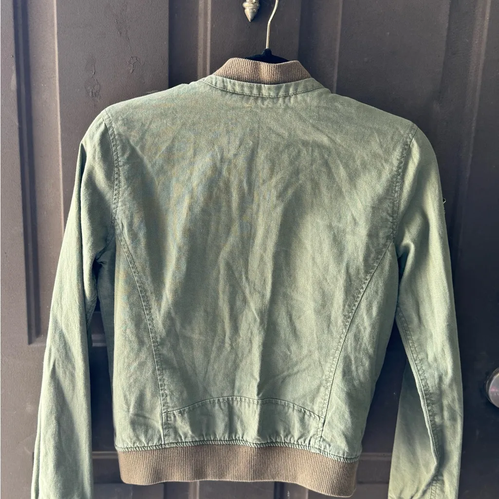 Bethany Mota Green Utility Jacket with Patches - Image 7