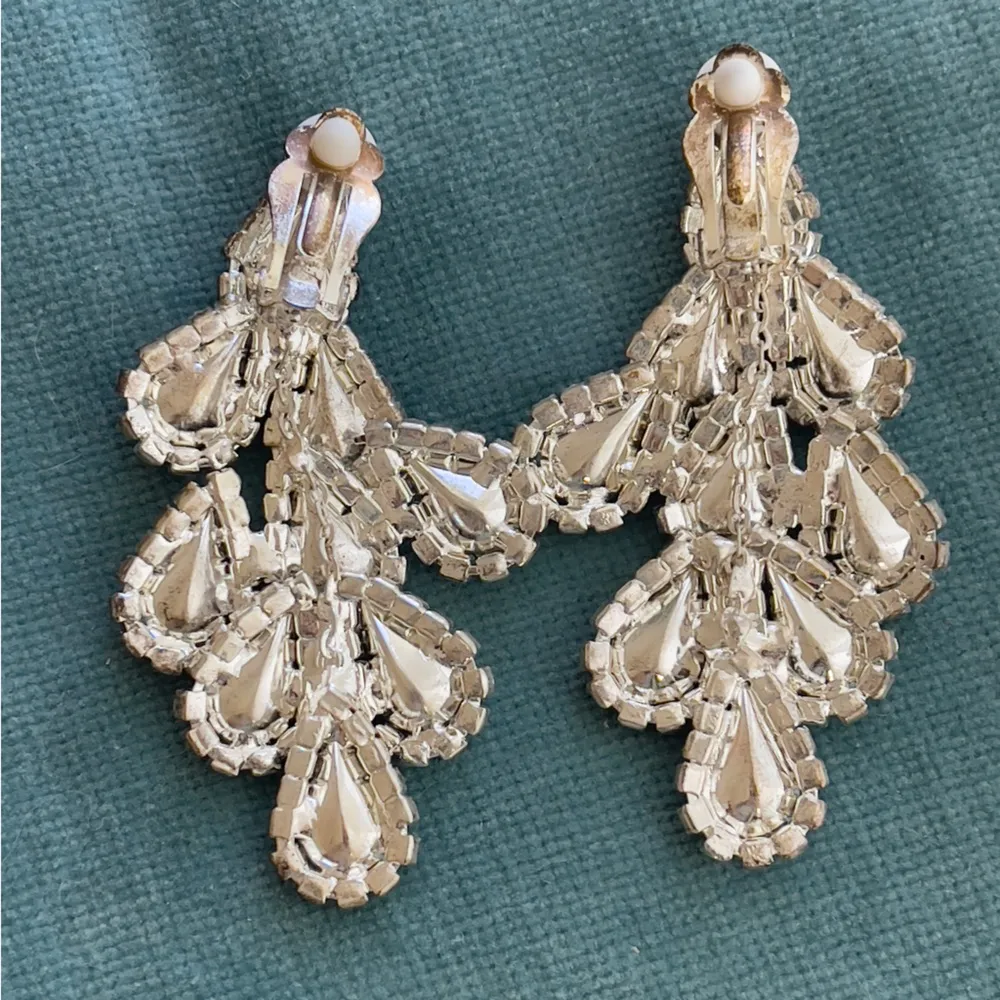 Shiny Vintage black rhinestone silver tone Earrings NWT - Image 3