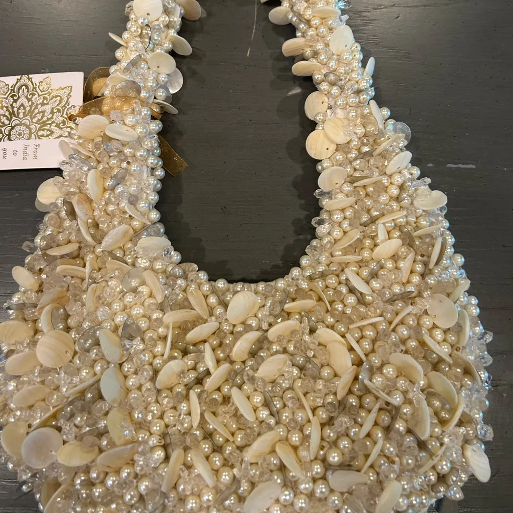 NWT Beaded Cream and White Shell Pearl Sequin Shoulder Bag - Image 7