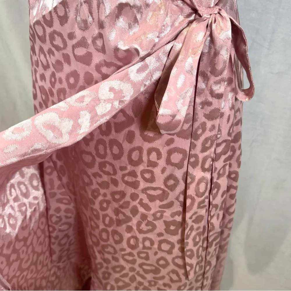 Pink blush leopard animal print satin true wrap maxi dress size medium - Image 6