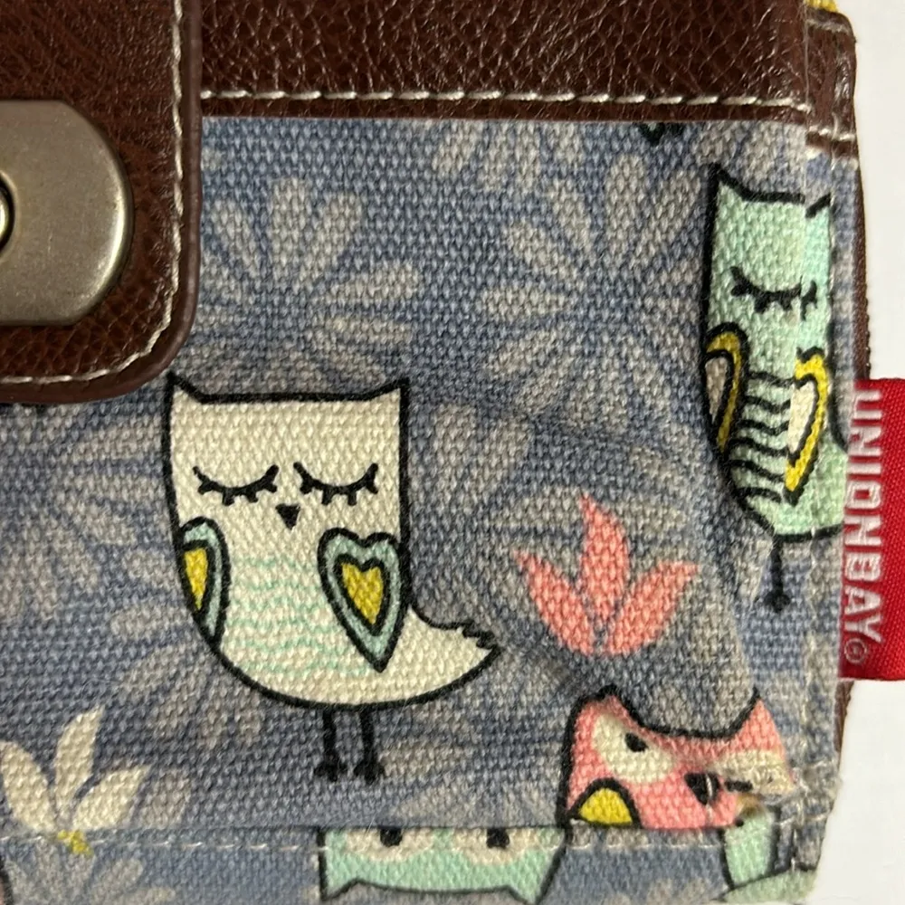 2 FOR 1…..BOTH VEGAN LEATHER “OWL” THEMED…CROSSBODY AND WRISTLET/WALLET Brown - Image 10