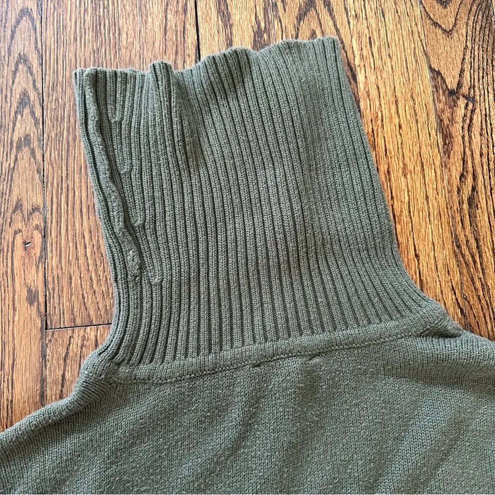🦋 Women’s H by Halston Olive Green Turtleneck Sweater Medium M - Image 5