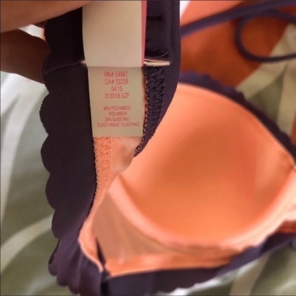 VS Purple Bikini Top Size 32B - Image 4