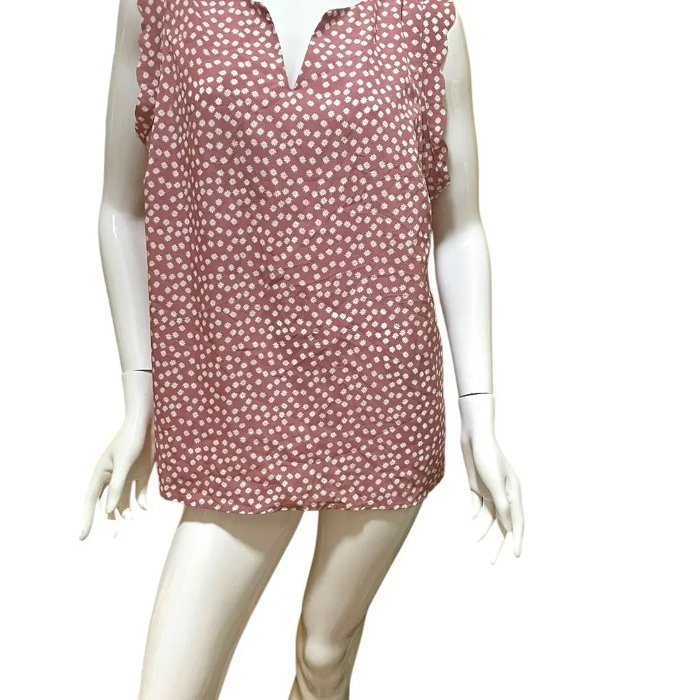 SHEIN Ditsy Flower Print Blouse Pink and White Sleeveless 1X - Image 4