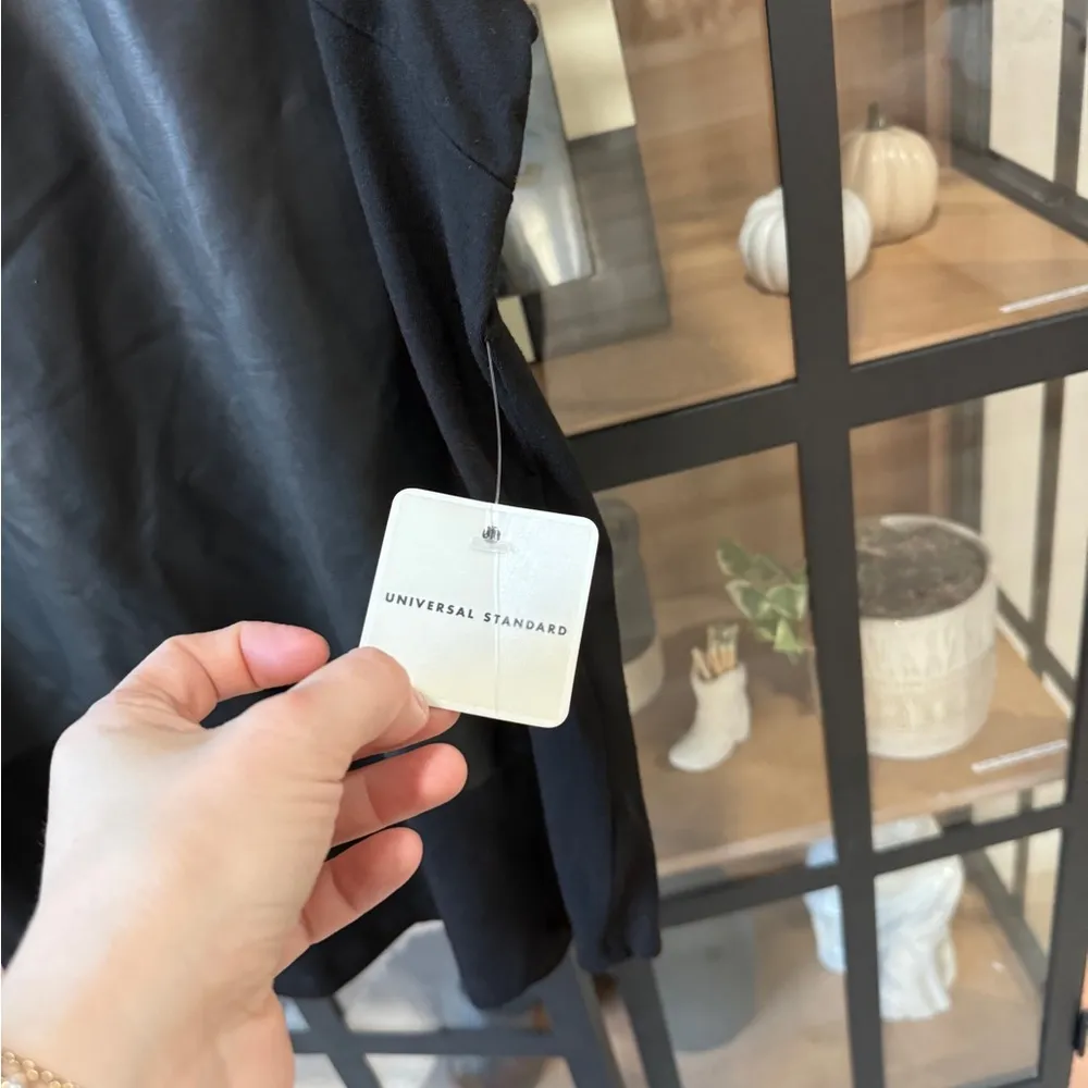 Universal Standard tee modal leather short sleeve plus size curve top tshirt - Image 3