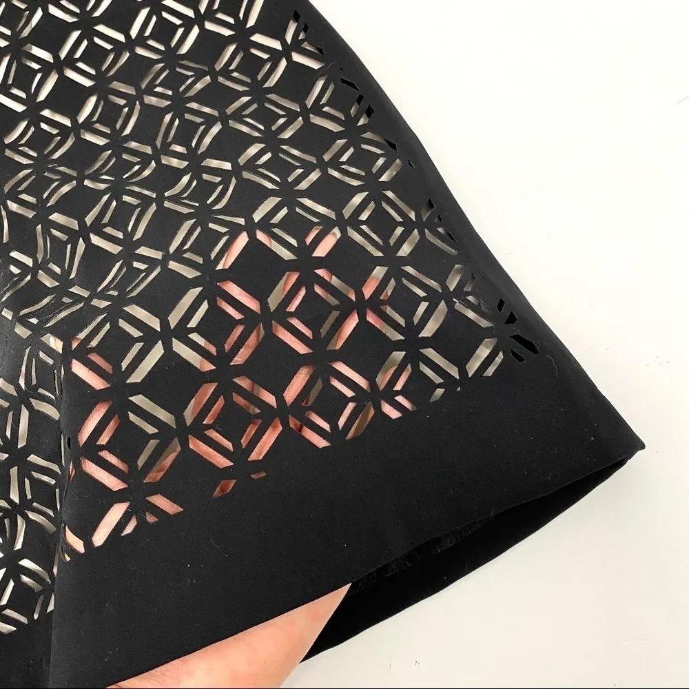 Catherine Malandrino A-line Skirt Laser Cutout design Black Bussiness Size 6 NWT - Image 7