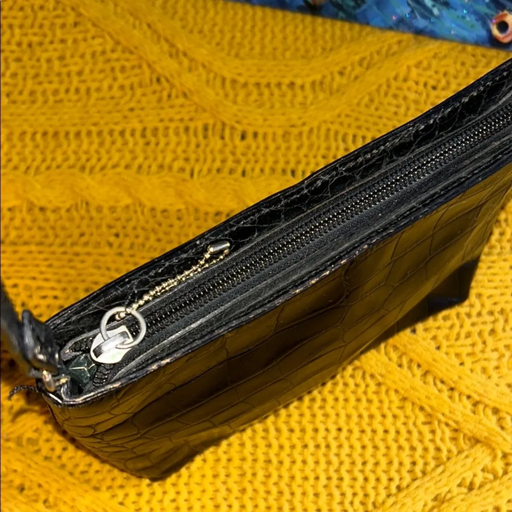 Vintage Talbots Black Croc-Embossed Shoulder Bag - Image 4