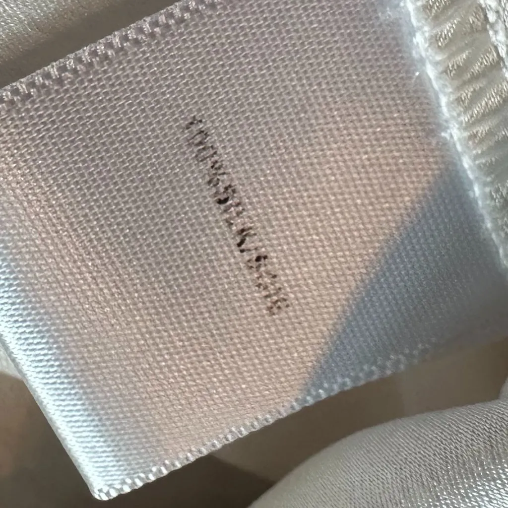 Lafayette 148 100% Silk Long Sleeve Blouse Top Shirt Cream Satin Size 4 Women's - Image 10