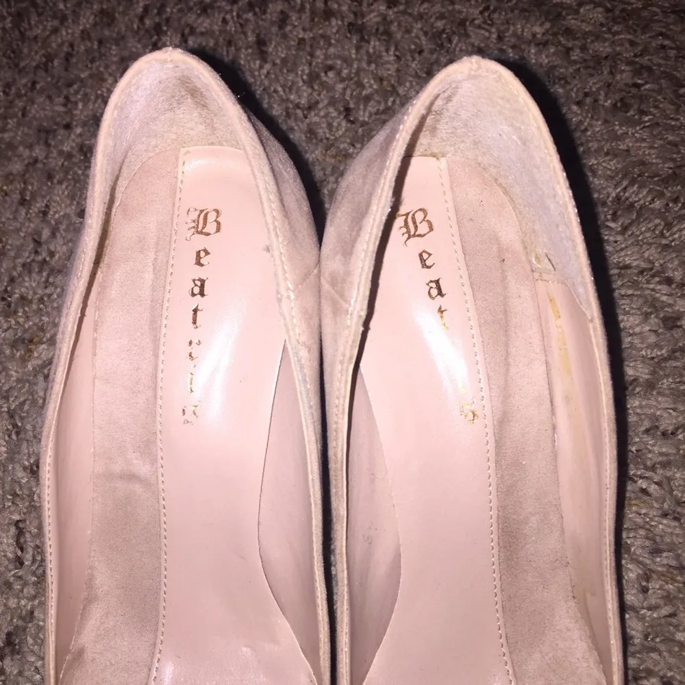 Tan Beatris Heels Made in Greece Size 36, 6.5/7 - Image 6