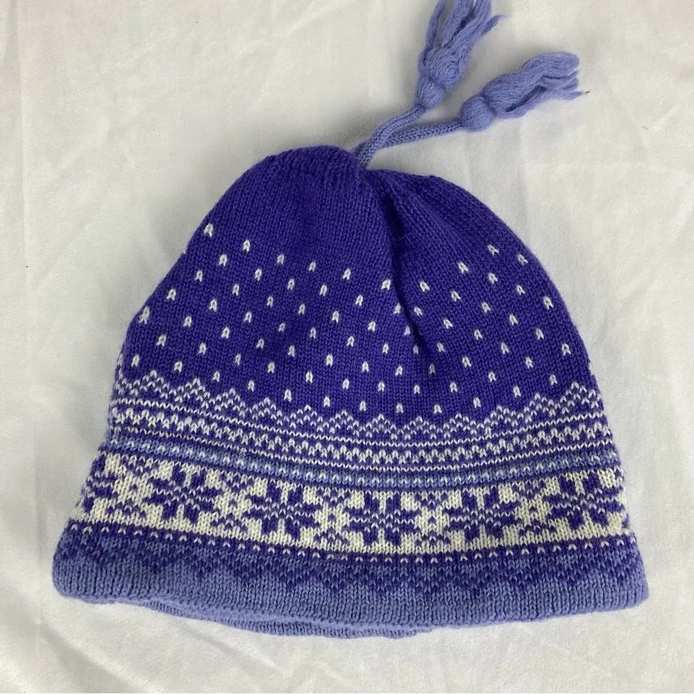 Lands' End Wool Purple Snowflake Fair Isle Knit Beanie w/ Fleece Liner & Tassels - Image 2