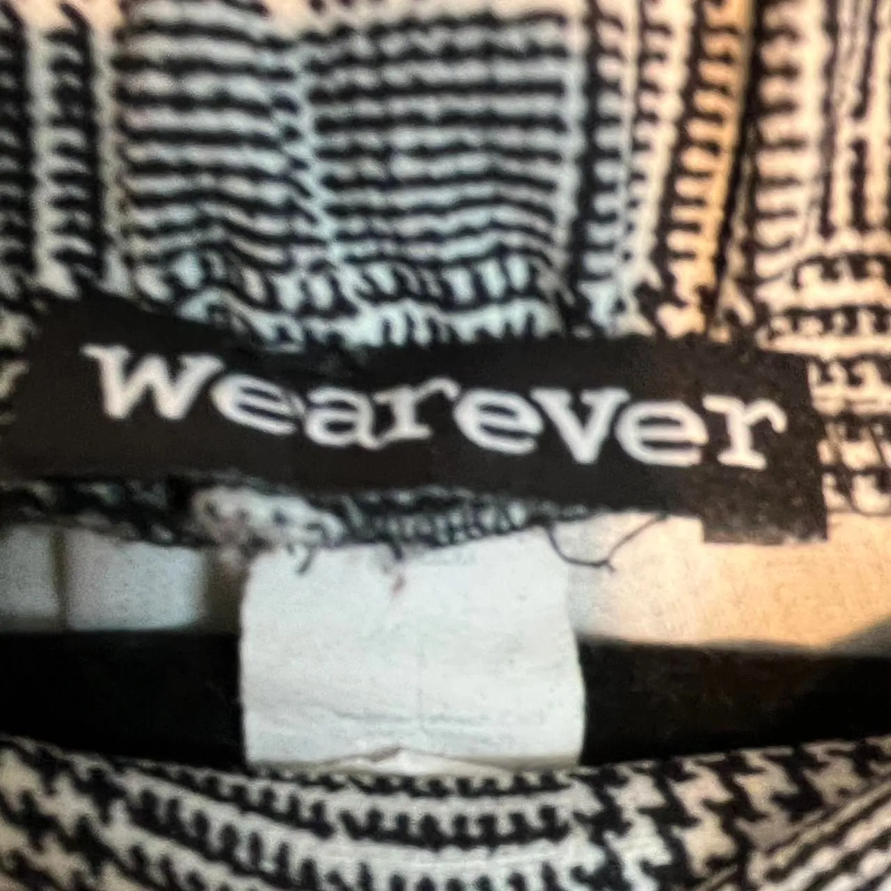 Women's Grey and Black Trousers Medium Wearever Casual Loose Fit Capris - Image 4