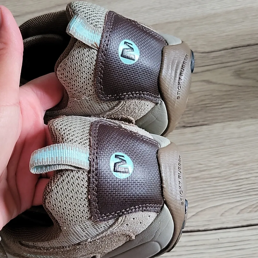 Merrell Soren Calyx Ventilator chocolate chip/eggshell hiking sneaker size 9½ - Image 4