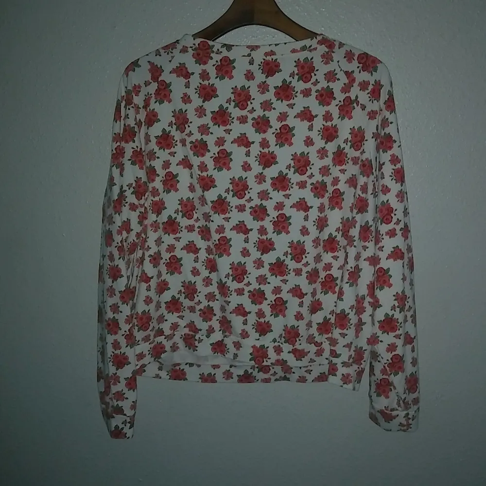 Stranded XXL Heart LOVE SOMEONE Red Floral Print Long Sleeved Top - Image 7
