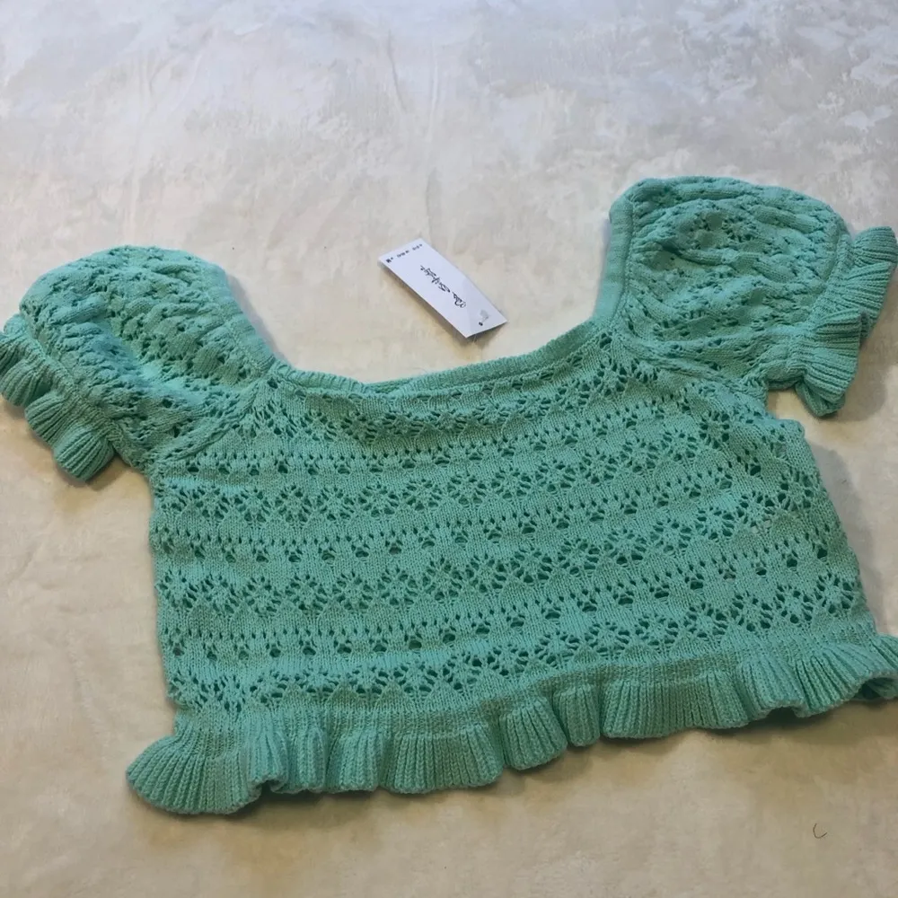 New with tag Miss Selfridge pointelle knit square neck crop top, size 8-10 - Image 4