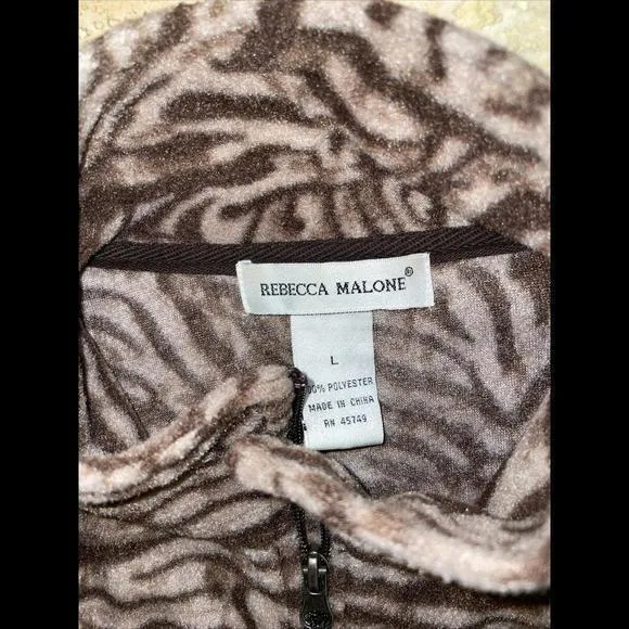 Rebecca Malone Women's L VEST Fleece‎ Brown Animal Print - Image 2