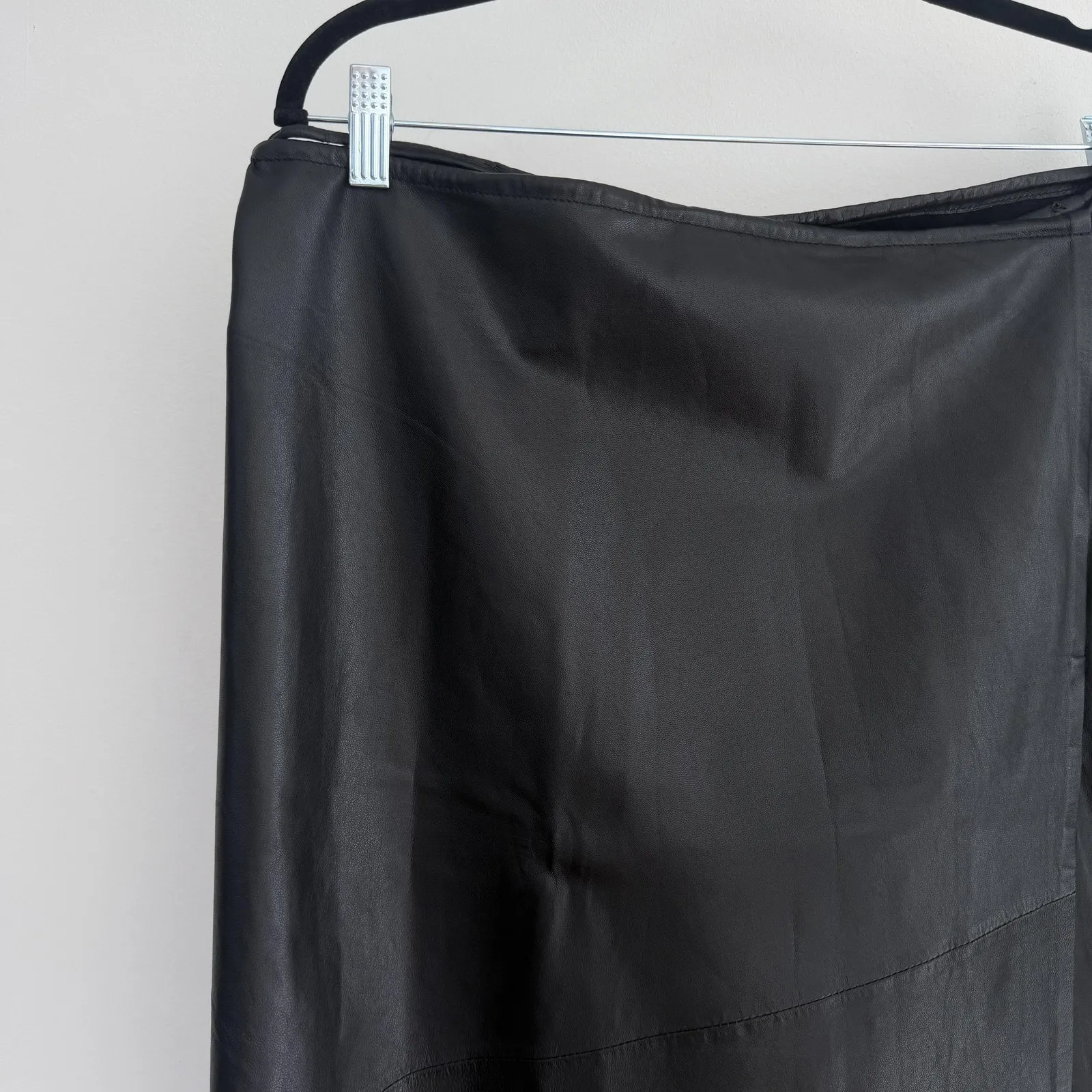 Lamarque Lamb Leather Skirt Large Black Marissa Wrap Tie Slit Quiet Luxury - Image 4