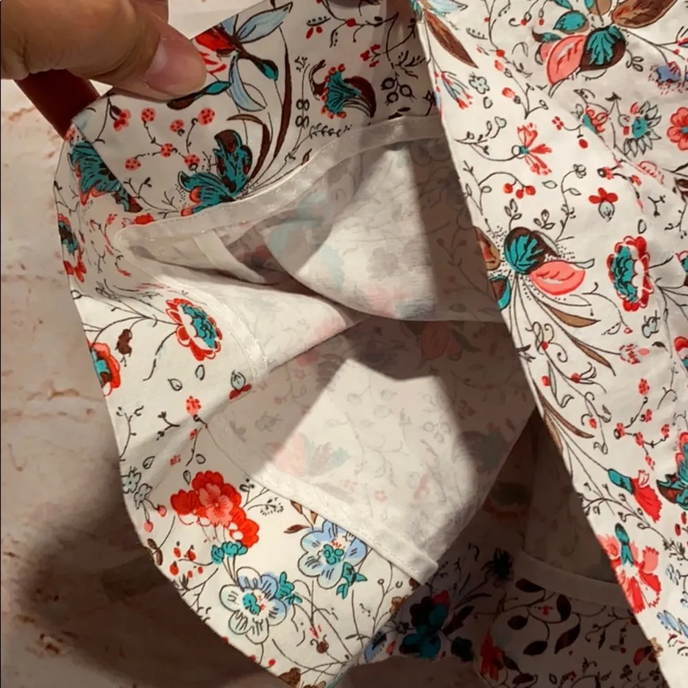 Gap mini floral full Skirt tucked back zipper - Image 3