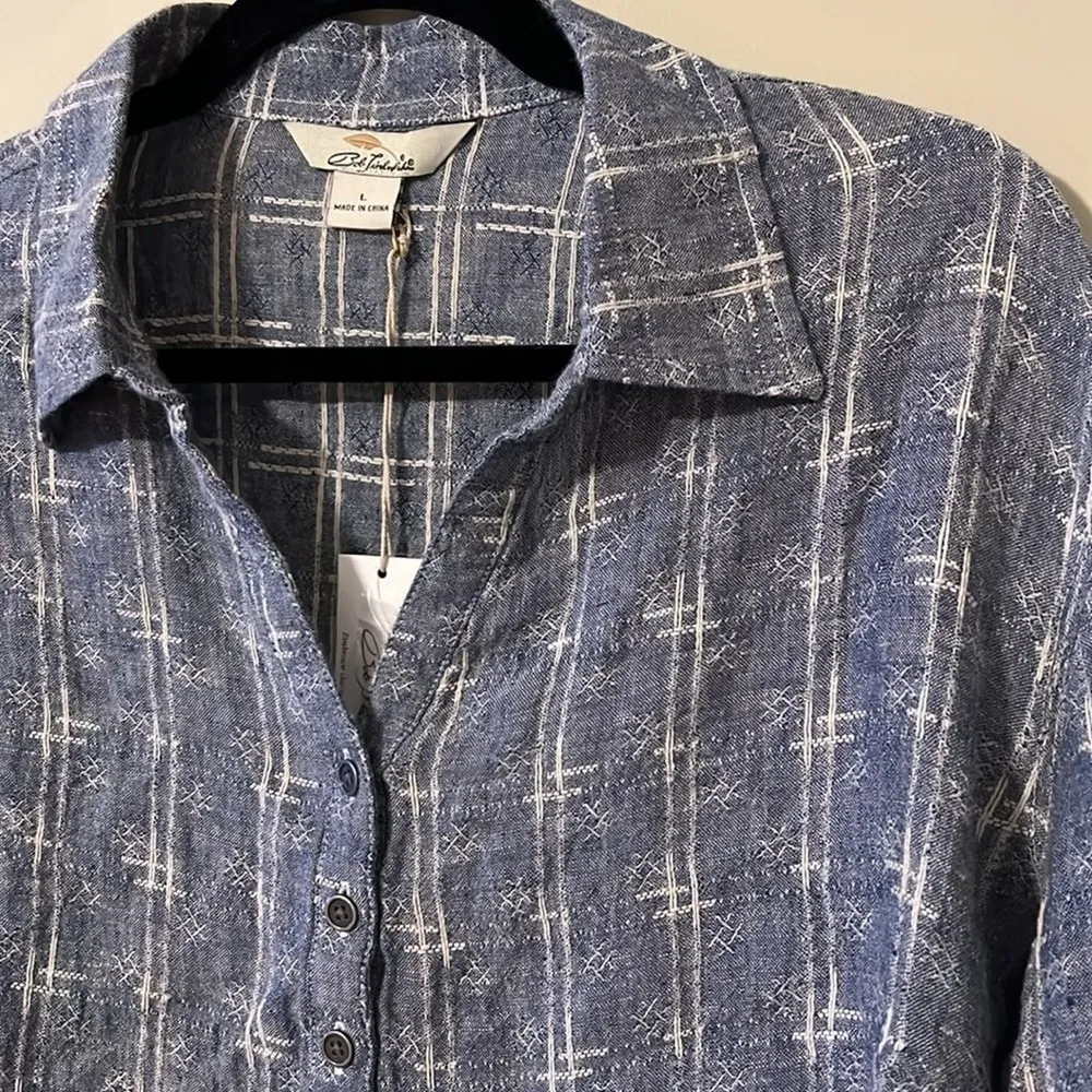 Bob Timberlake womens large light indigo chambray long sleeve half button front Gray - Image 2