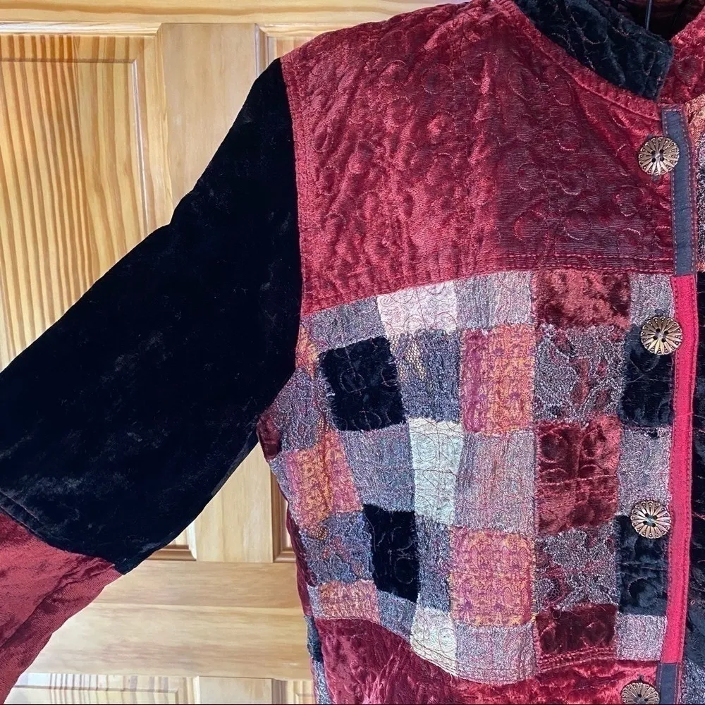 Vintage Yak Magik Patchwork Quilted Velvet Reversible Button Front Jacket XL - Image 5
