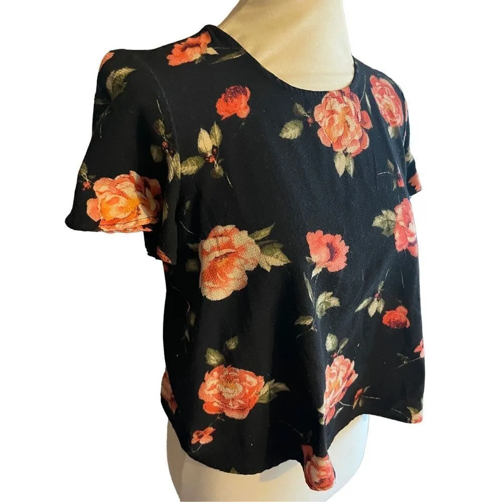 Rewind Black With Floral Design Short Sleeve Blouse Size Medium - Image 3