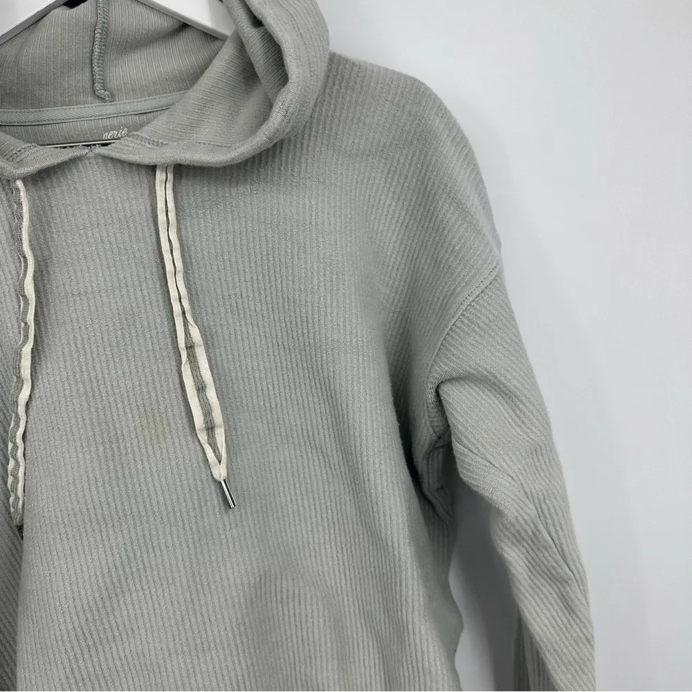 Aerie Green Cropped Hoodie Size Medium Boho Fall Cozy Basics - Image 4