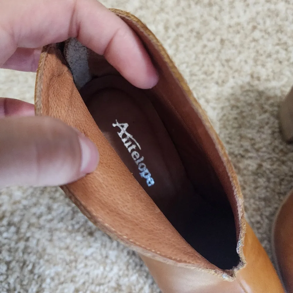 Antelope tan western booties size 36 eu - Image 3