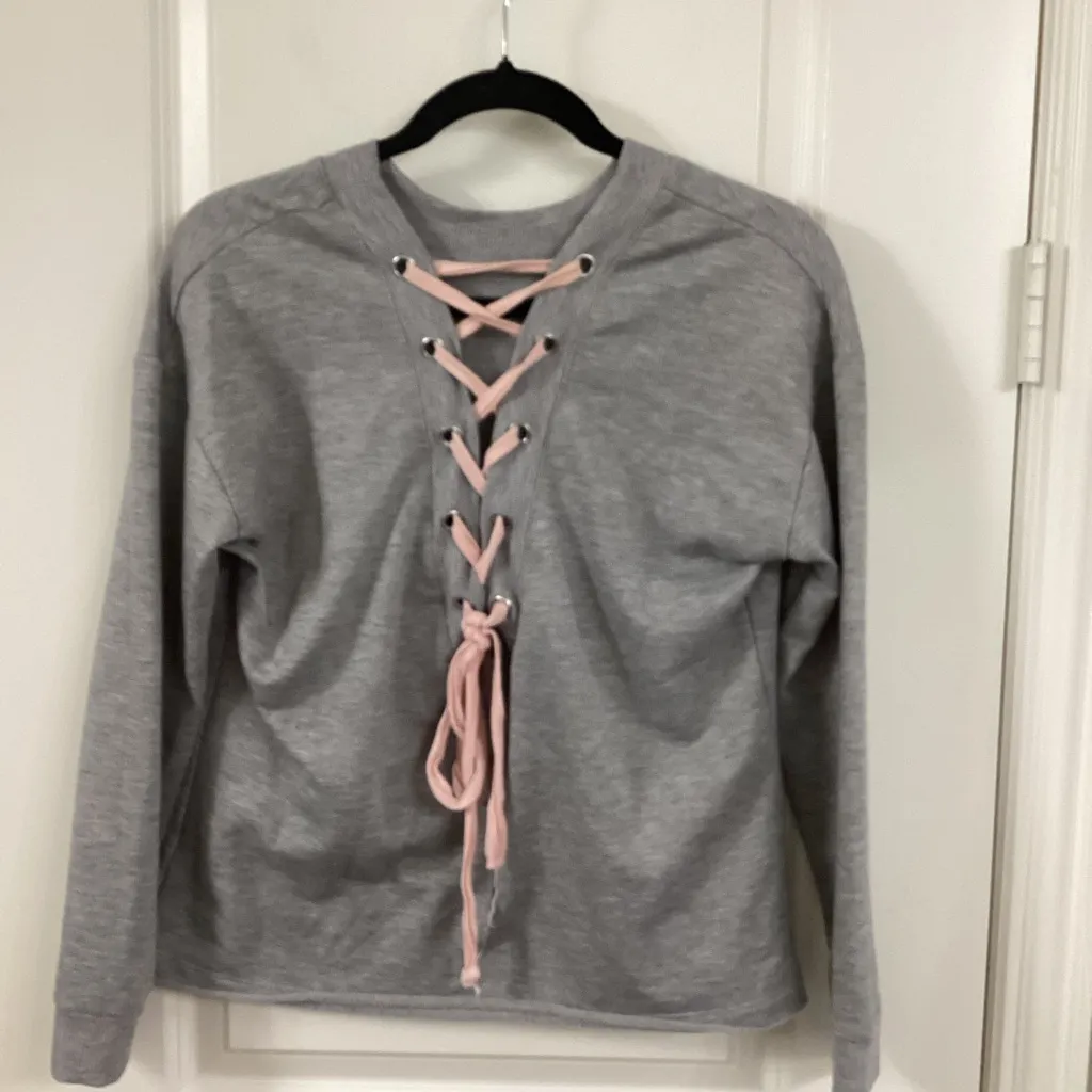 Belle Du Jour Gray and Pink Sweatshirt - Image 2