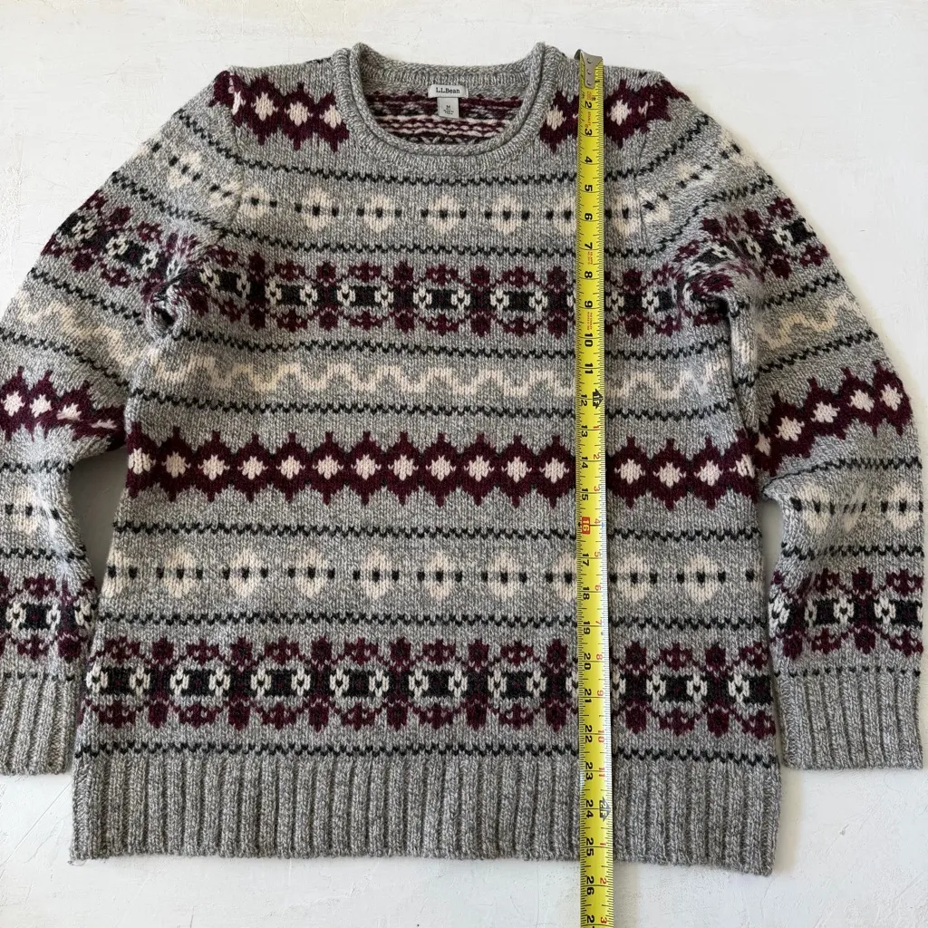 L.L. Bean's Classic Ragg Wool Sweater Crewneck Vintage Fair Isle Christmas Sz M - Image 9