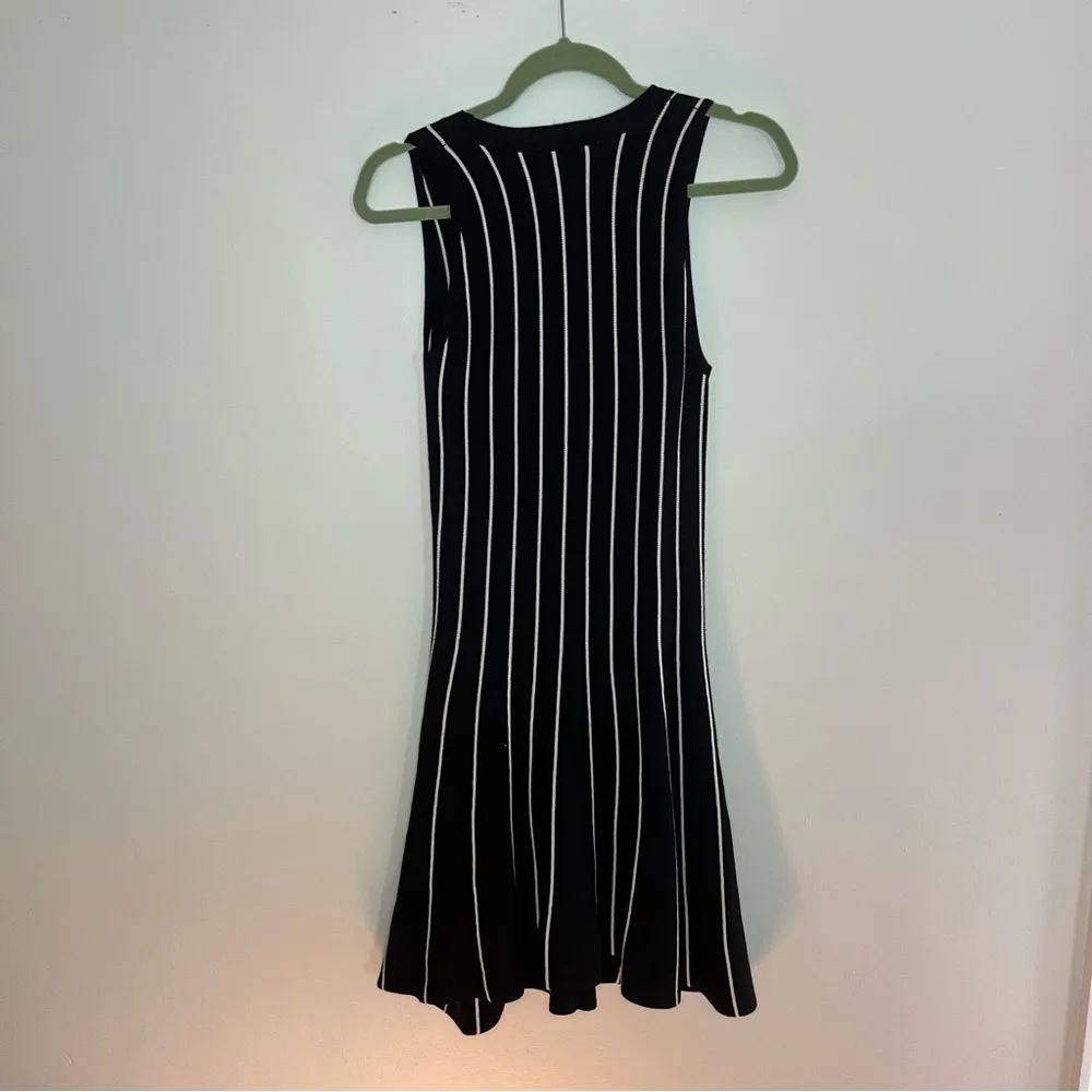 Decker Black and White Striped Cotton Sleeveless a - Image 6