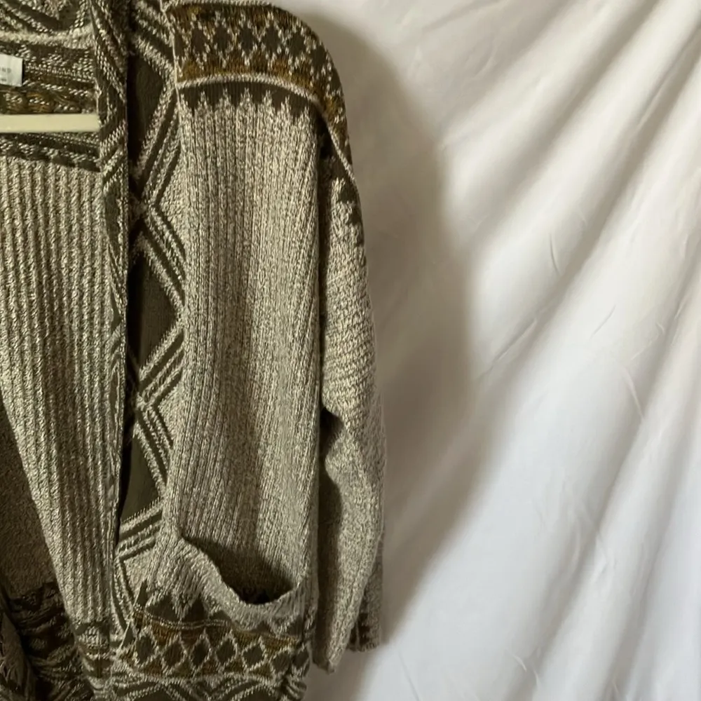 : Cream/Olive Green Cardigan- warm/cozy- L - Image 6