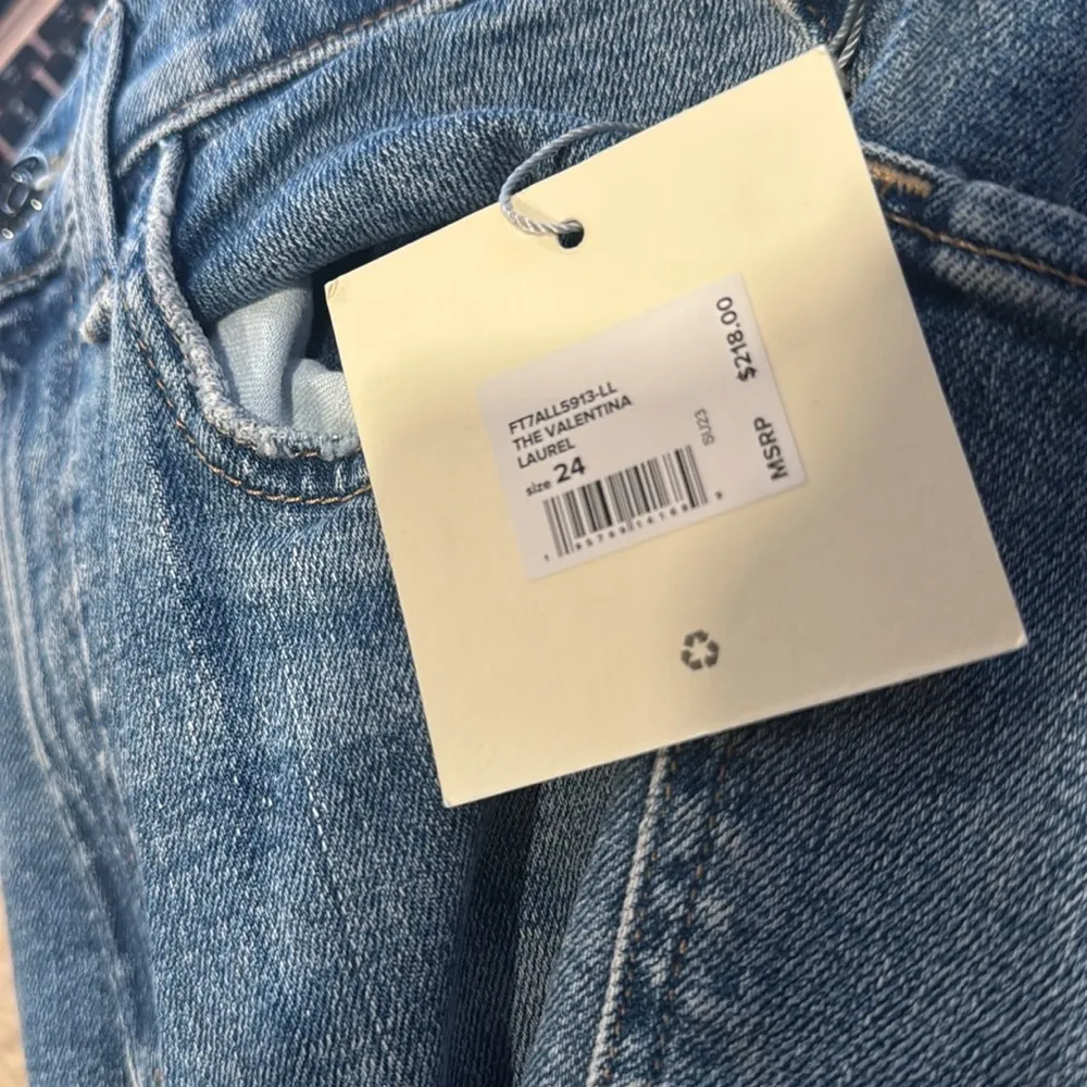 Favorite Daughter Petite‎ Valentina Shortie Super High Rise Cigarette Jeans 24 Blue Size undefined - Image 9