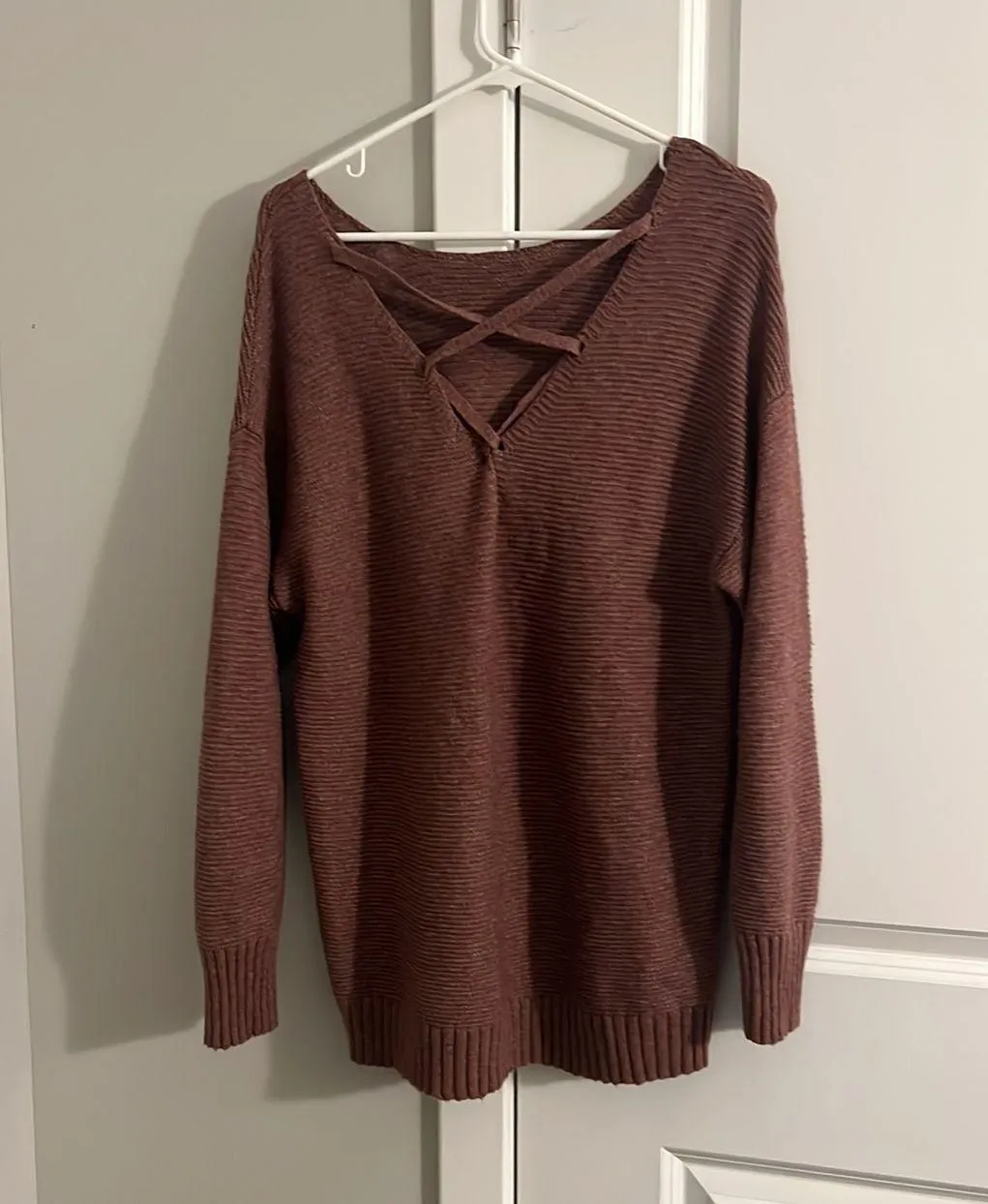 outfitters sweater - Image 2