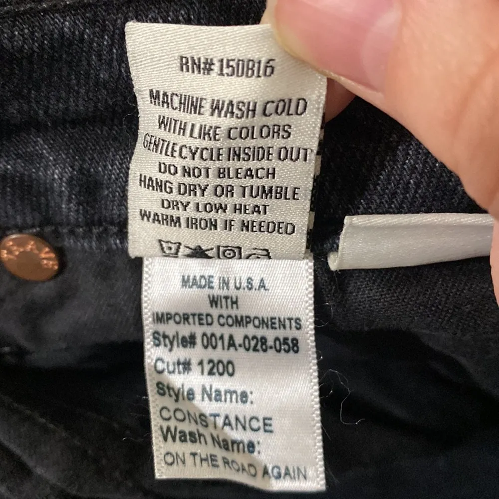 Trave Constance straight tapered released hem jeans in on the road again wash 32 Black - Image 12