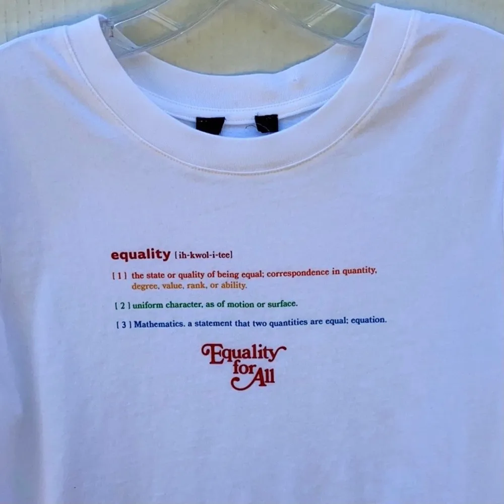 Forever 21 Womens size medium white equality definition rainbow tee👇🏼 - Image 4