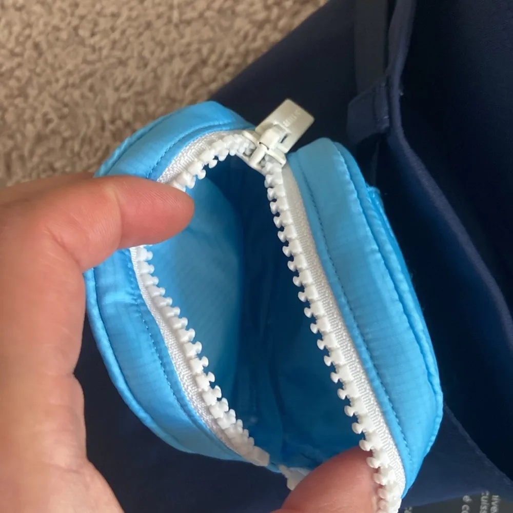 *New balance bike shorts. M - Image 11