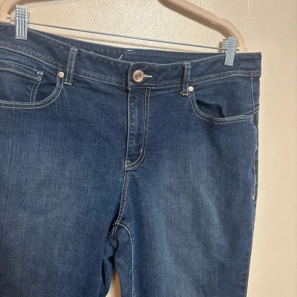 Lane Bryant Women's Jeans Genius Fit Skinny Dark Blue‎ Wash Size 18 - Image 2