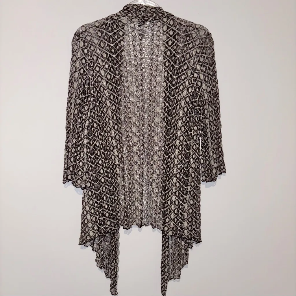 Chico’s Lightweight Geometric‎ Mesh Lace Kimono Cardigan Cover Black Grey medium - Image 4