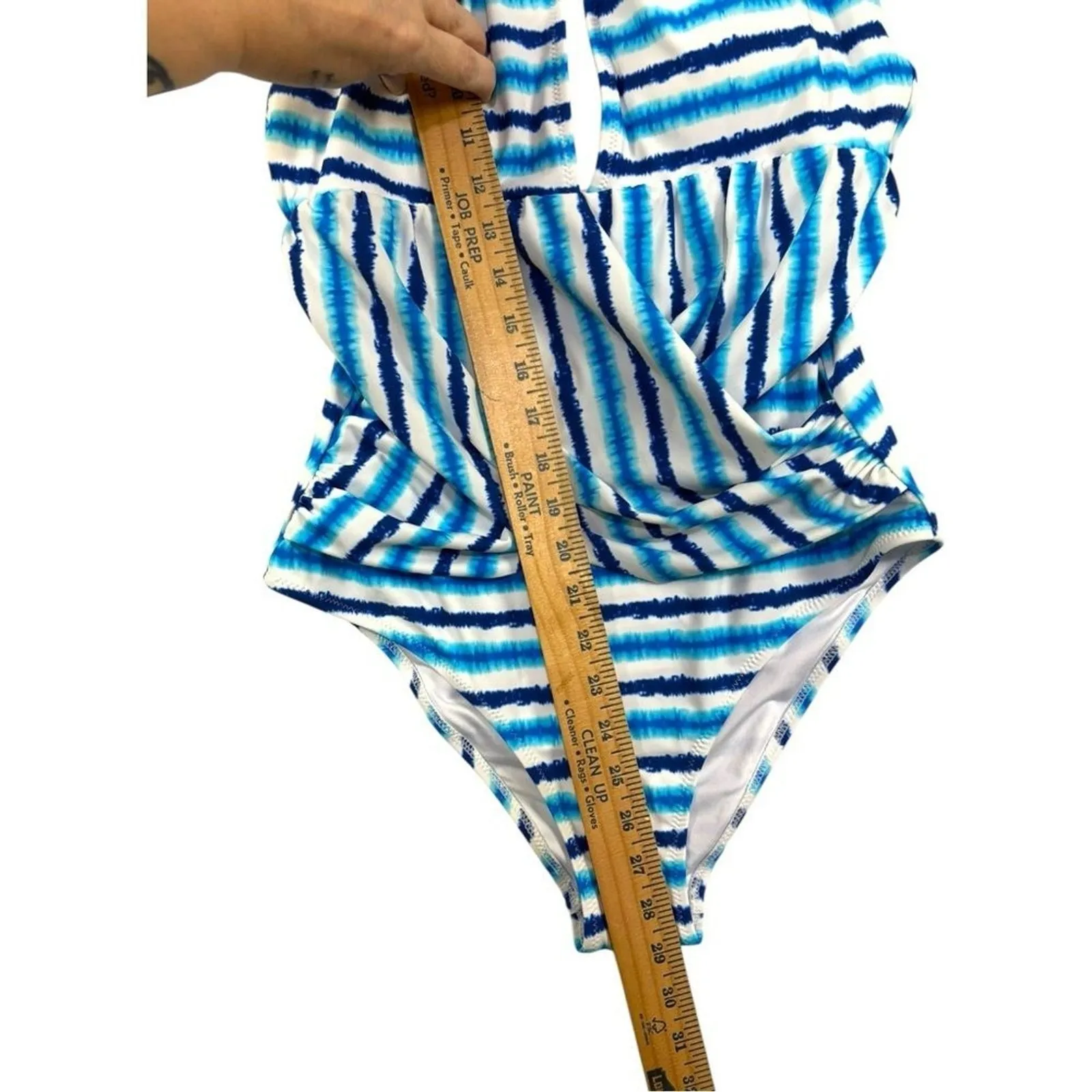 NWT Cupshe Blue Watercolor Stripe Tummy Control One Piece Swimsuit Sz L Beach - Image 8