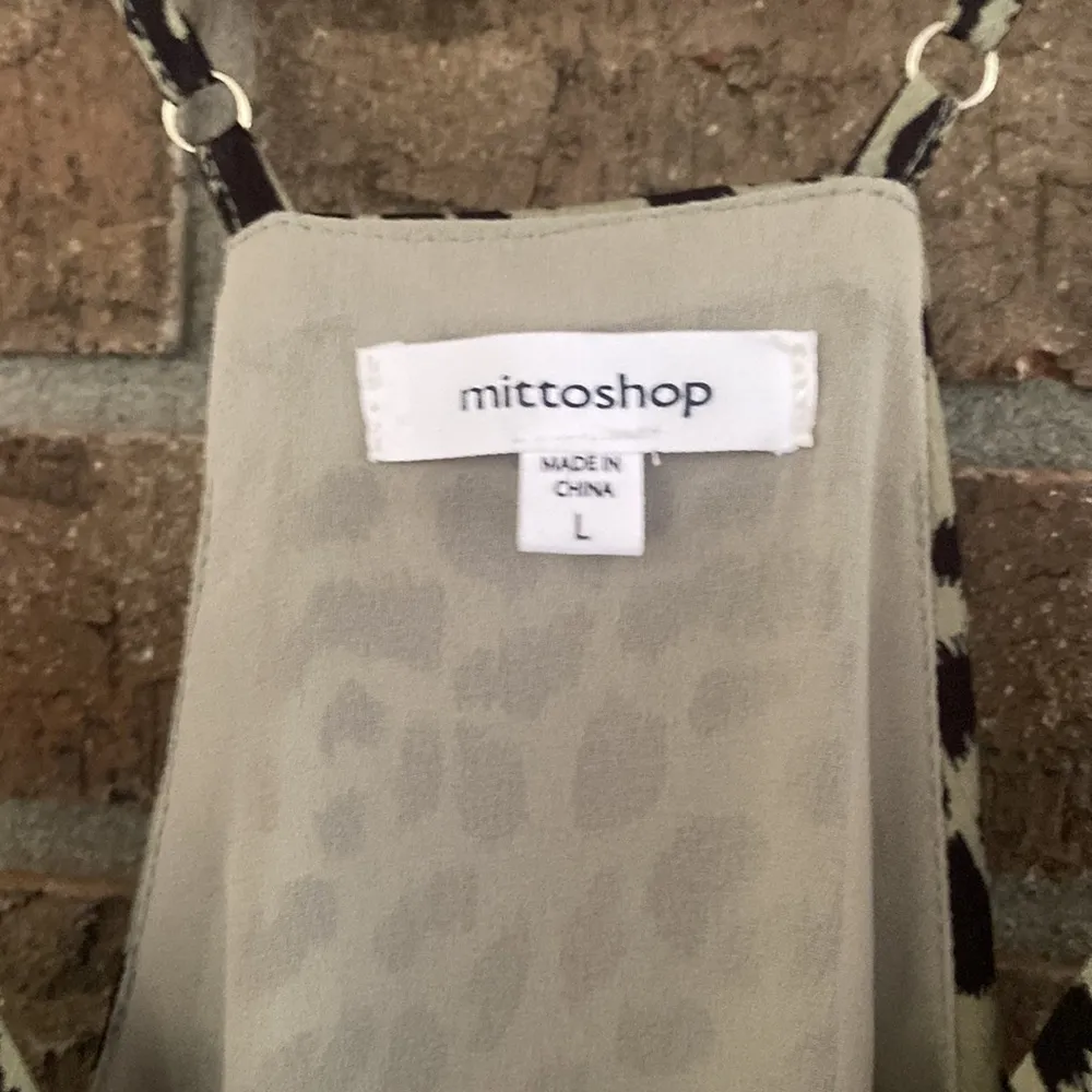 Green animal print sleeveless shift dress size lg by motto shop - Image 2