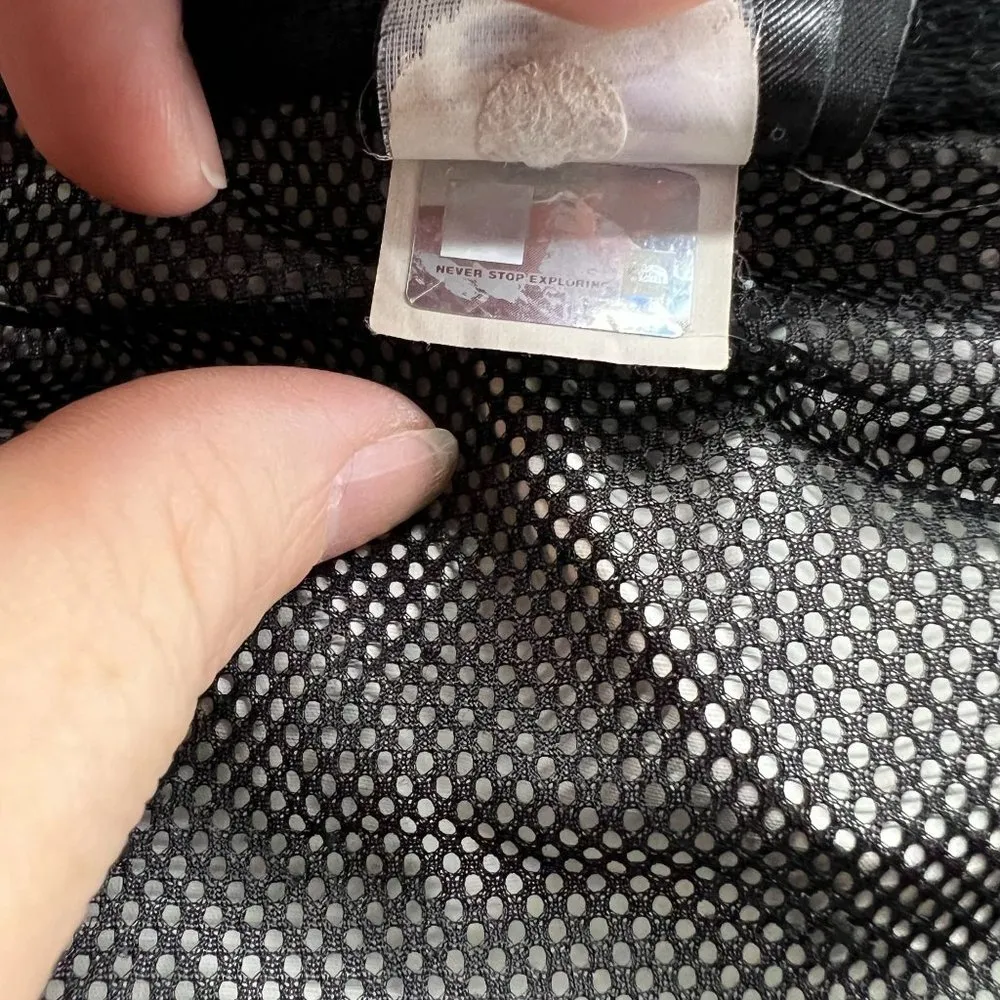 The North Face Women's Resolve 2 Jacket Black Stow Hood Medium - Image 8