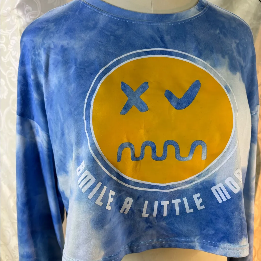 SHEIN Blue Tie-Dye Long Sleeve with Yellow Smile Graphic - Image 15