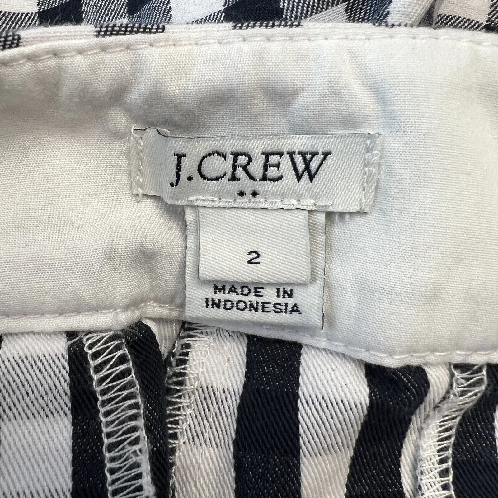 J. Crew Factory Chino Shorts Navy Blue White Gingham‎ Flat Front Women’s Size 2 - Image 4